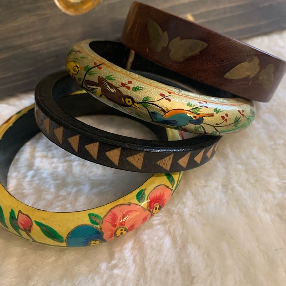 4 pieces vintage wooden bangles hand painted inlay - Picture 2 of 4